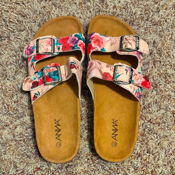NWOT Anna Floral Buckle Sandals - Picture 1 of 3